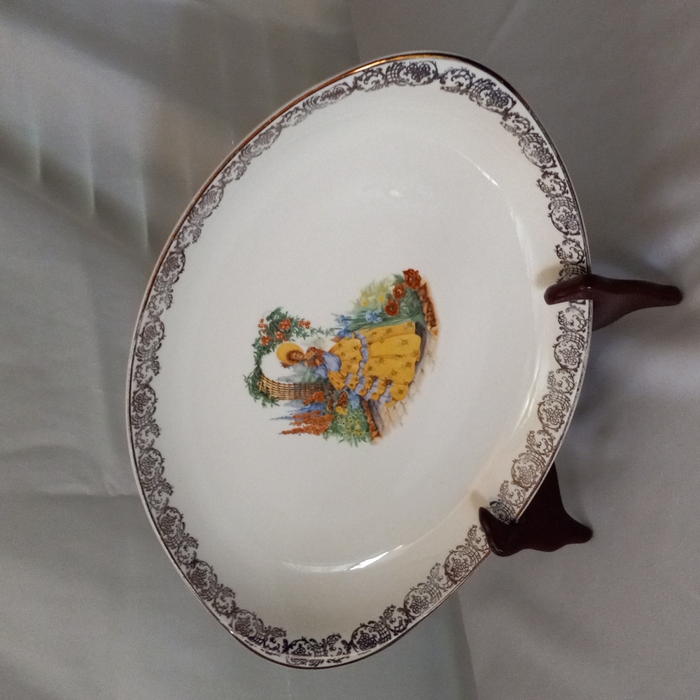 VINTAGE PLATTER  HOME. GOLD EDGING  ANTEBELLUM PICTURE